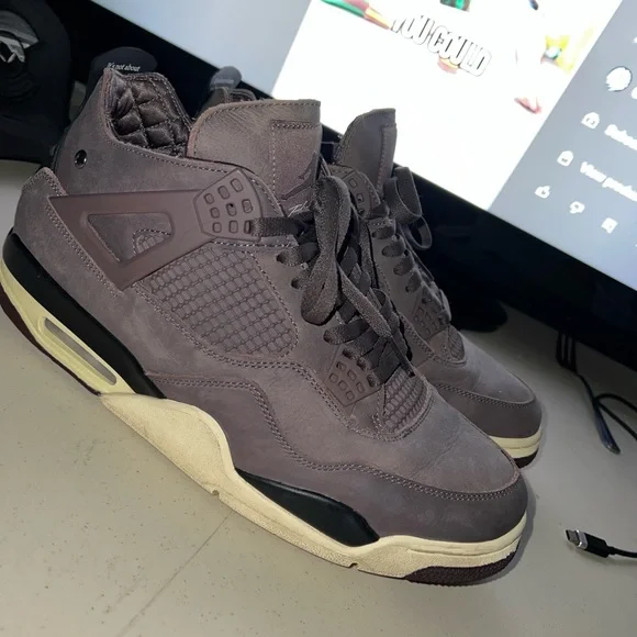 Jordan Sneakers in Dark Brown and Cream - Picture 2 of 4
